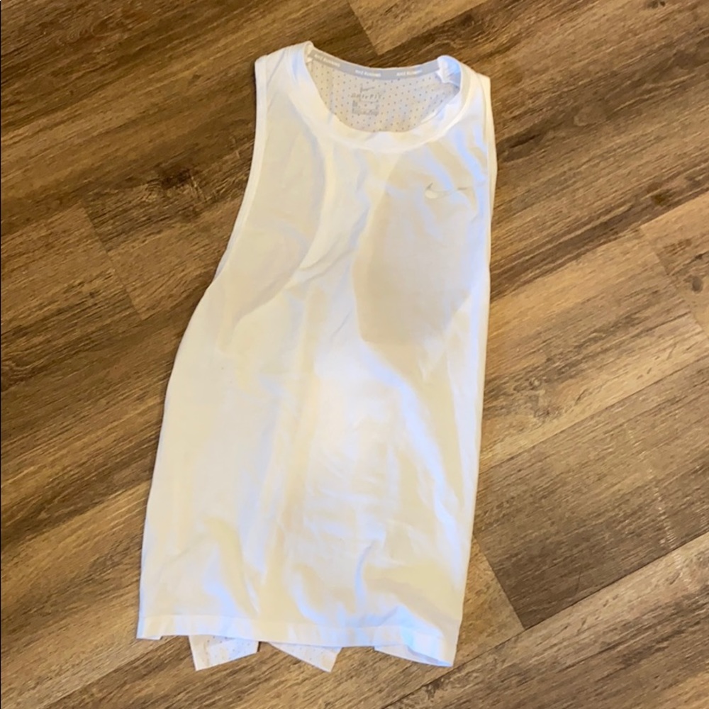 White nike tank with detail